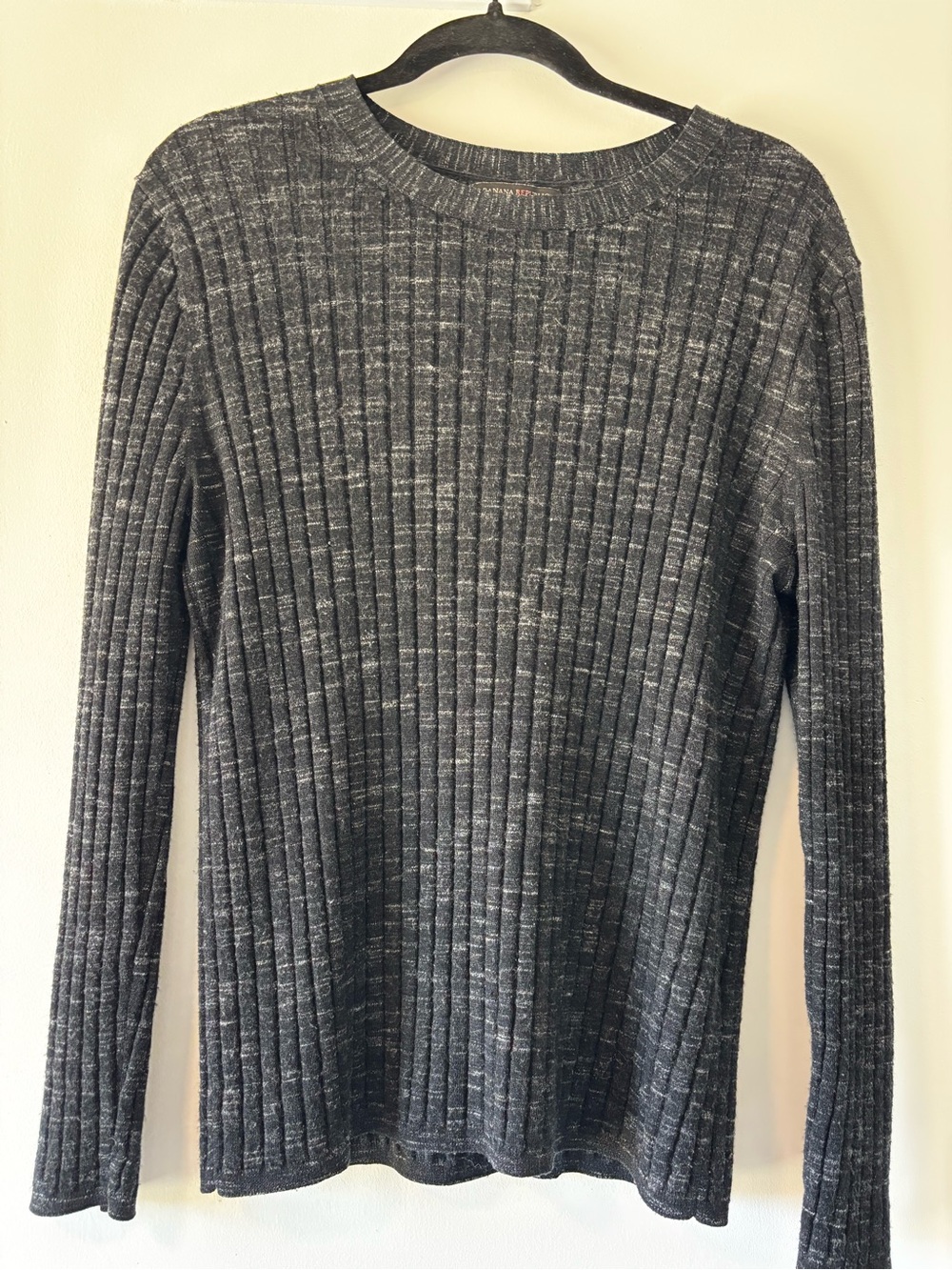 Banana Republic Long Sleeve Ribbed Knit Sweater - 100% Merino Wool